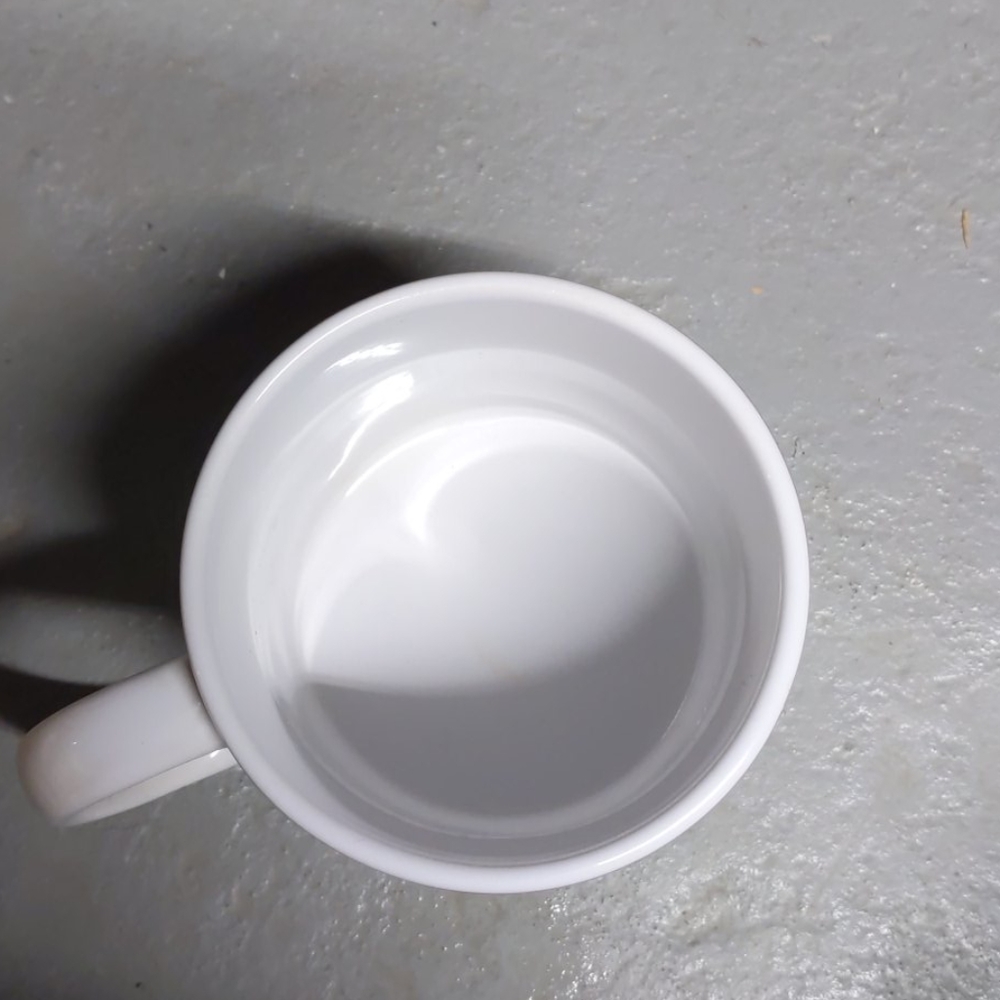Tmd holding mug - Picture 2 of 3